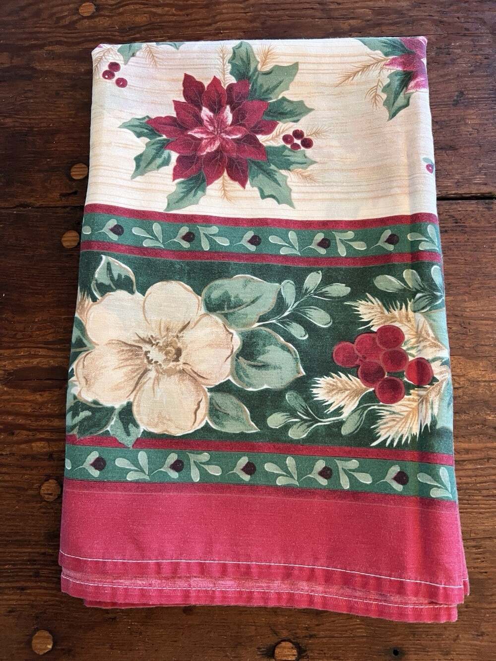 Vintage Green & Red Poinsettia Floral Christmas Tablecloth 82" x 58"
